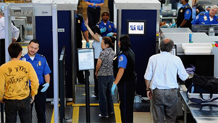 Prohíben aparatos con baterías descargadas en vuelos a EEUU